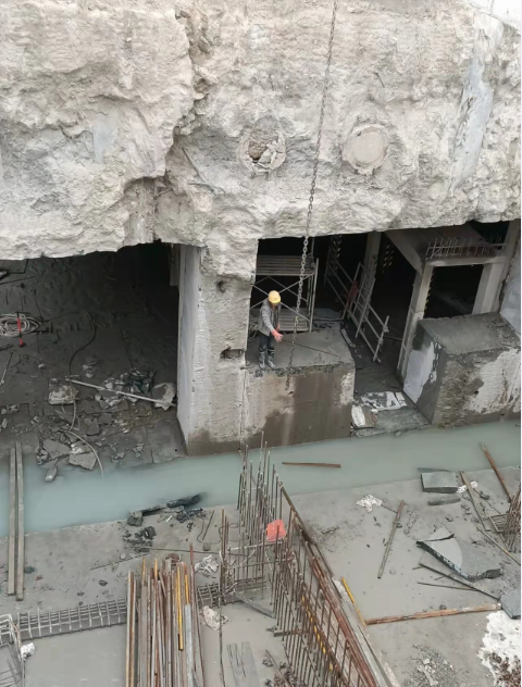 昆山混凝土切割拆除.png